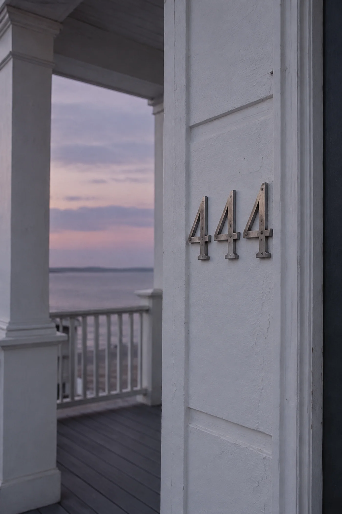 The number 444 where it turns up in ordinary life
